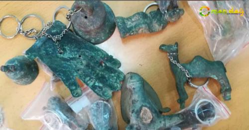 Attempt to smuggle artifacts, precious gemstones foiled in Oman
