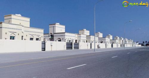 Ministry of Housing has distributed 102 houses