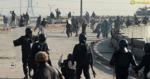 Pakistan capital tense as military silent on protests