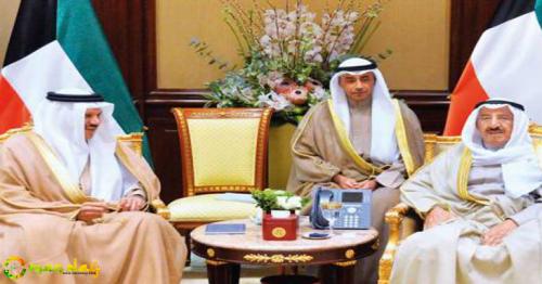 Kuwait Emir receives GCC chief ahead of summit