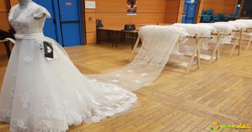 World&rsquo;s longest wedding dress train sets Guinness Record
