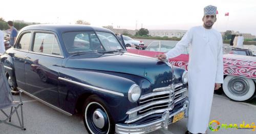 Old but gold vintage cars parked to make a change