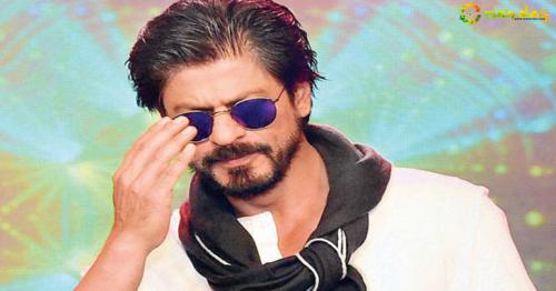Shahrukh Khan, the King of Bollywood, is flying to Muscat today, after actor Amitabh Bachchan fell ill