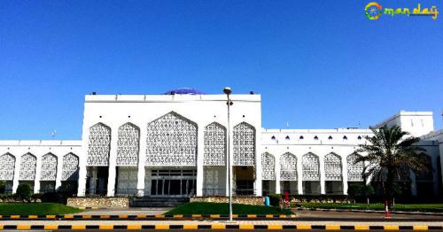 Cash payment at public health centers only in special circumstances