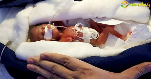 Its always a bit nerve wracking picking up a newborn baby. They feel so tiny and vulnerable and they can’t even let you know if you’re holding them wrong.