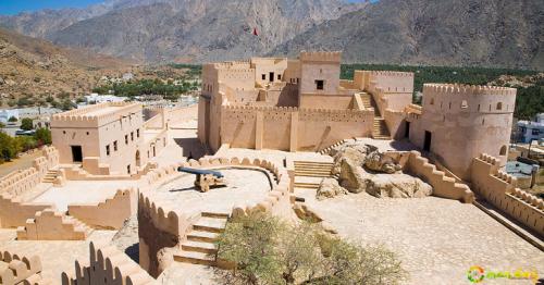 Nakhal Fort - Castle in Nakhal