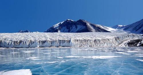 Icebergs could float to the rescue of Cape Town water crisis