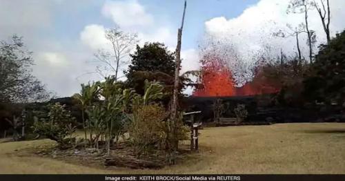 Watch this Hawaii man comes home to find fountain of Lava in backyard
