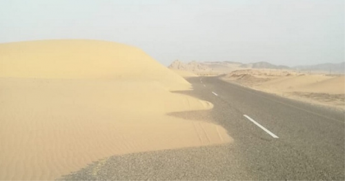 Royal Oman Police, Warning, Motorists,jalal Bani Bu Ali - Al Ashkharh road, sand dunes 