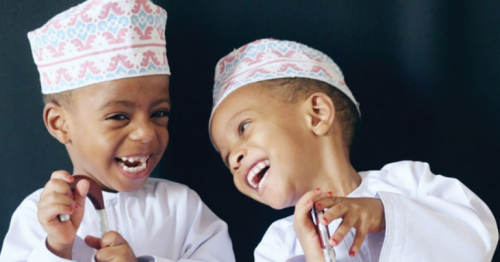 Twins, Oman, Oman’s National Day