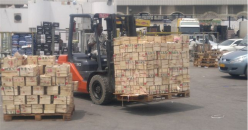 Al Mawaleh Market ,cargo trucks ,Muscat Municipality