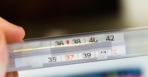 People with high temperature to not be allowed into shopping malls