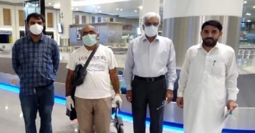 28 doctors from Pakistan return to Oman