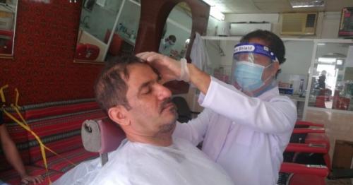 Owners, customers welcome reopening of restaurants, barbershops in Oman