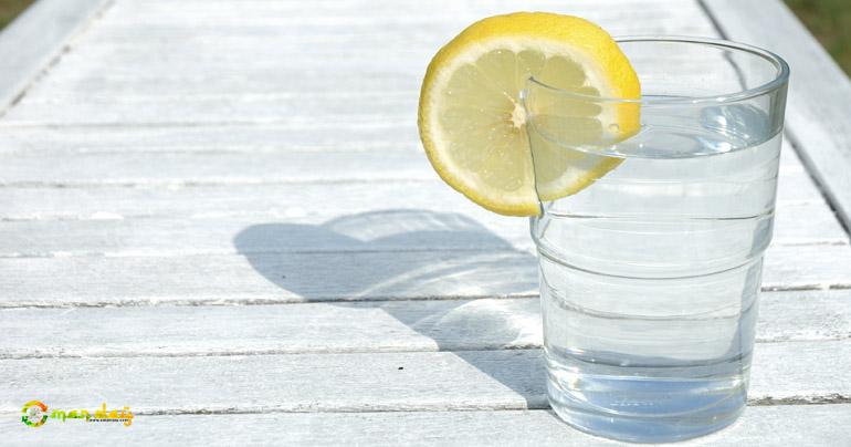  Lemon Water in The Morning