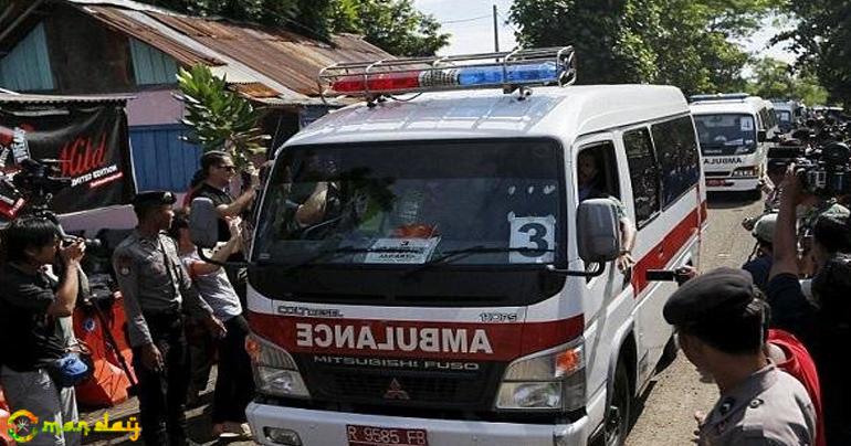 20 dead in Philippines bus crash on way to Christmas mass