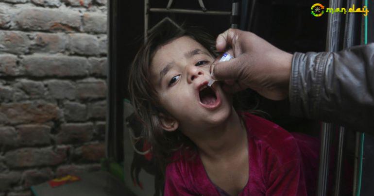 Gunmen kill mother, daughter polio workers in Pakistan
