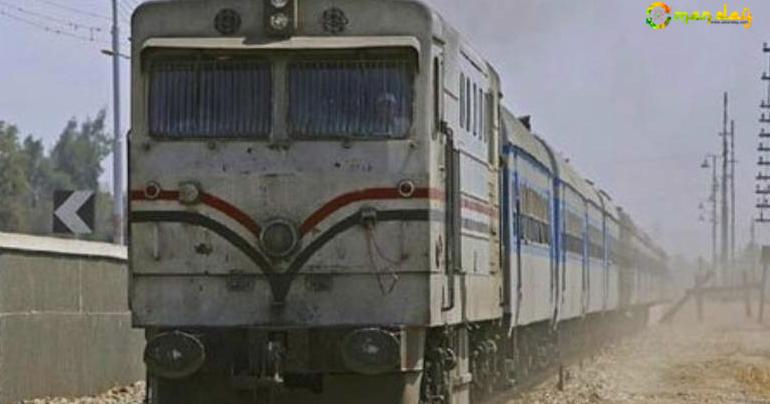 10 killed as Egypt trains collide