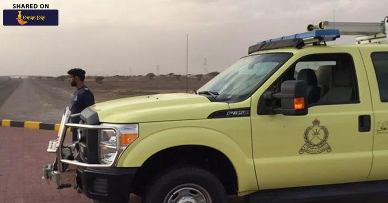 Child in Oman gets finger stuck in swing