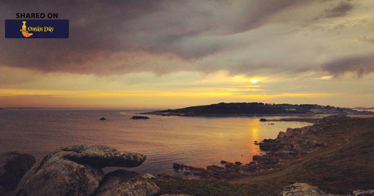 9 tips for taking better photos of sunsets and sunrises on your smartphone on holiday
