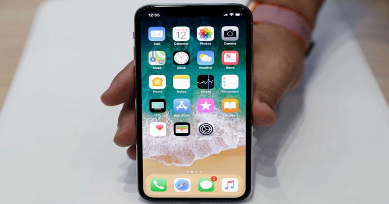 53-year-old man smuggling 100 Apple iPhone X worth Rs 85 lakh held at Delhi airport