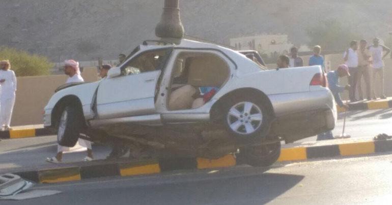  Two Indian expats dead, one fighting for life after road crash in Oman