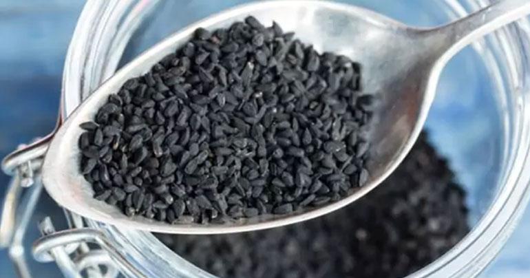Know How To Use Kalonji Seeds For Weight Loss And Get A Perfectly Slim-Trim Look