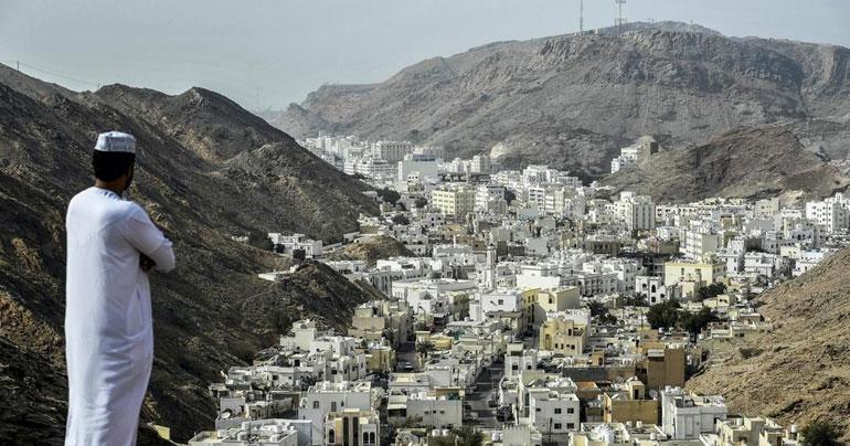 Oman faces property crash as foreign workers leave
