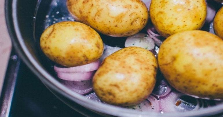 Eating potatoes may help you lose weight, Here’s how you can make them healthy