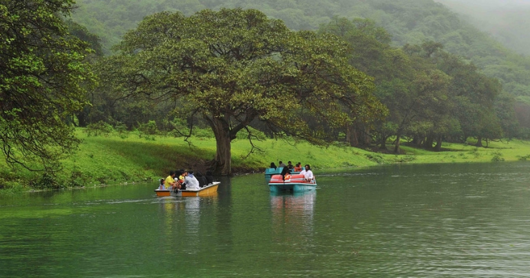 Salalah, Khareef Season, Tourist, National Center of Statistics and Information