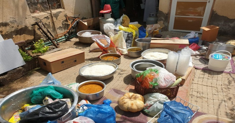  expatriates,  unlicensed kitchen, Al Batinah North, residential house