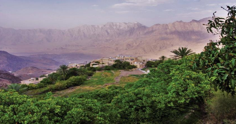 Travel in Oman, Places to visit in Oman, Mirbat, Tawi Attir, Travel and tourism in Oman