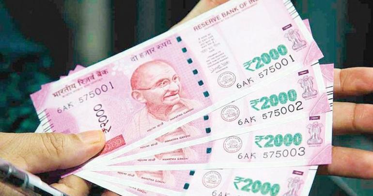 Falling rupee has a blessing for Indian expats, latest overseas news, Gulf news, expats news, oman news