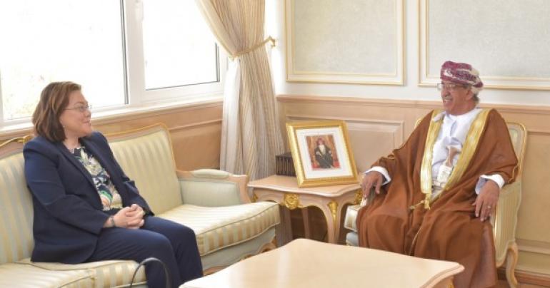 Health Minister receives US Ambassador in Oman
