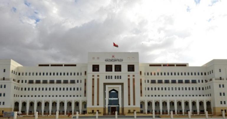 Close to 18,000 online labour permit renewal applications in April