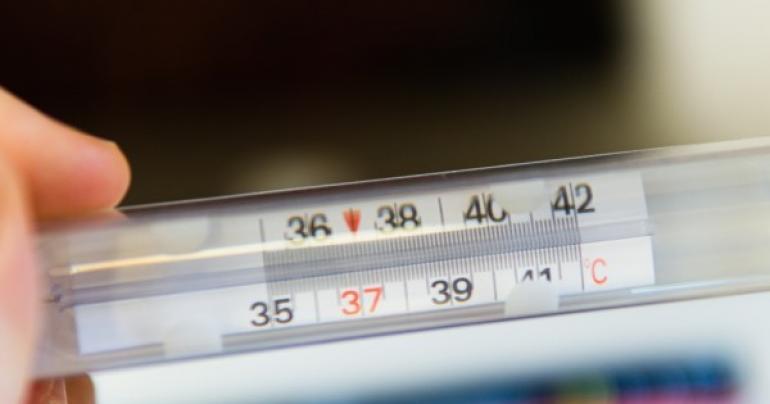 People with high temperature to not be allowed into shopping malls