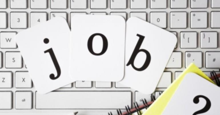 Employment centre in Oman asks for job vacancy details