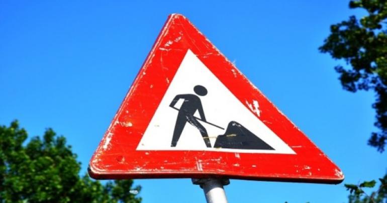 Maintenance work completed on road in Al Dakhiliyah governorate