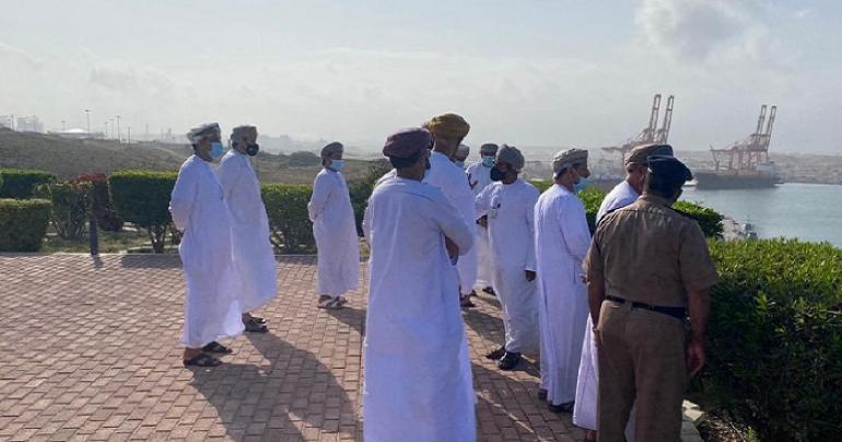 Roads in Dhofar inspected by Minister