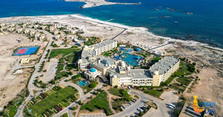 Oman hotel revenues